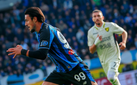 Cronaca di Atalanta-Frosinone 4-4: partita folle a Bergamo, la Dea strappa solo un punto