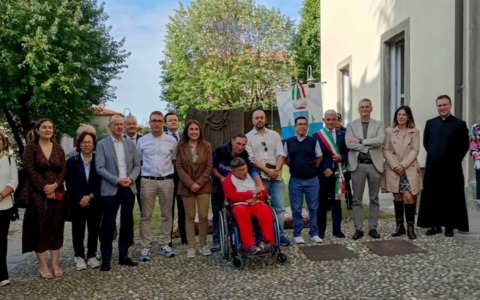 Grassobbio ha festeggiato un anno di Palazzo Belli restaurato assegnando tre benemerenze