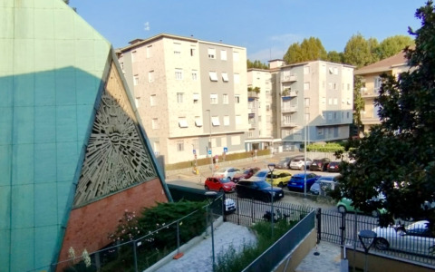 Sosta più corta in zona stadio: il disco orario in via Ghirardelli e piazzale Goisis passa da tre a due ore