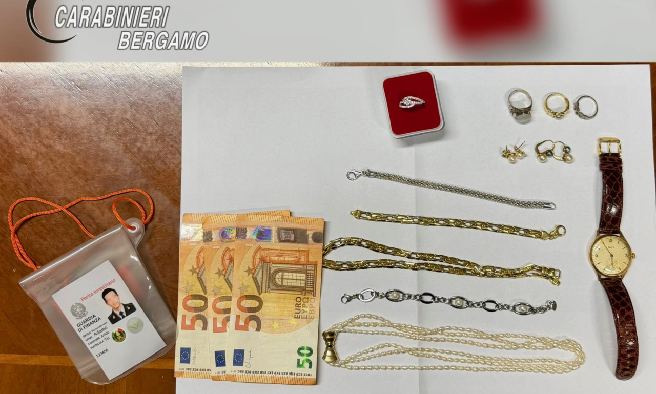 Si finge finanziere e ruba diecimila euro a un’anziana: arrestato 21enne napoletano