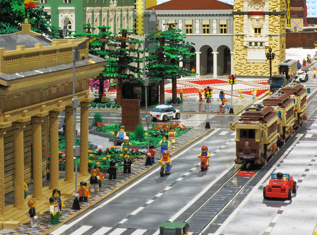 Bergamo Brick City, la Cittadella dello Sport si trasforma in una città di mattoncini